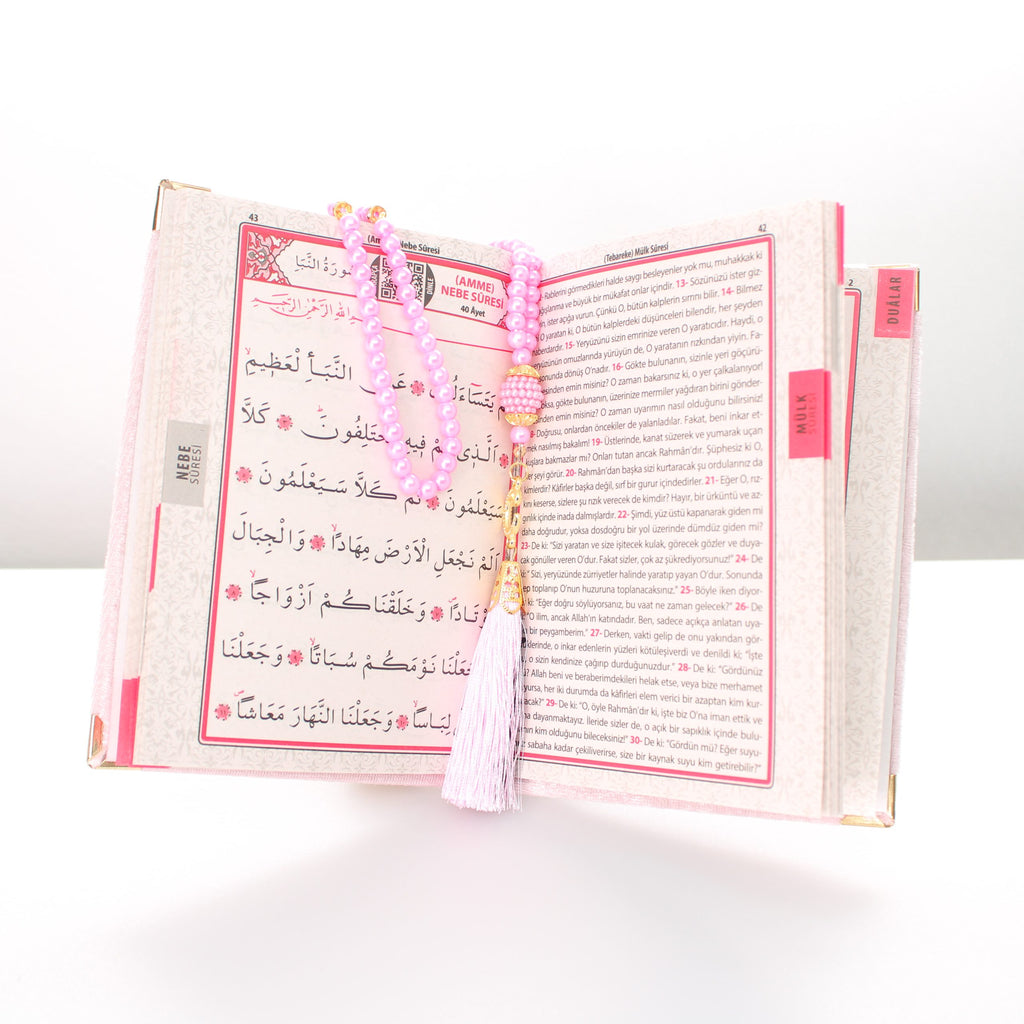 Perlen-Tasbih / Gebetskette & Koran im Organzasäckchen – Rosa für Mädchen, Plexiglas mit Personalisierung