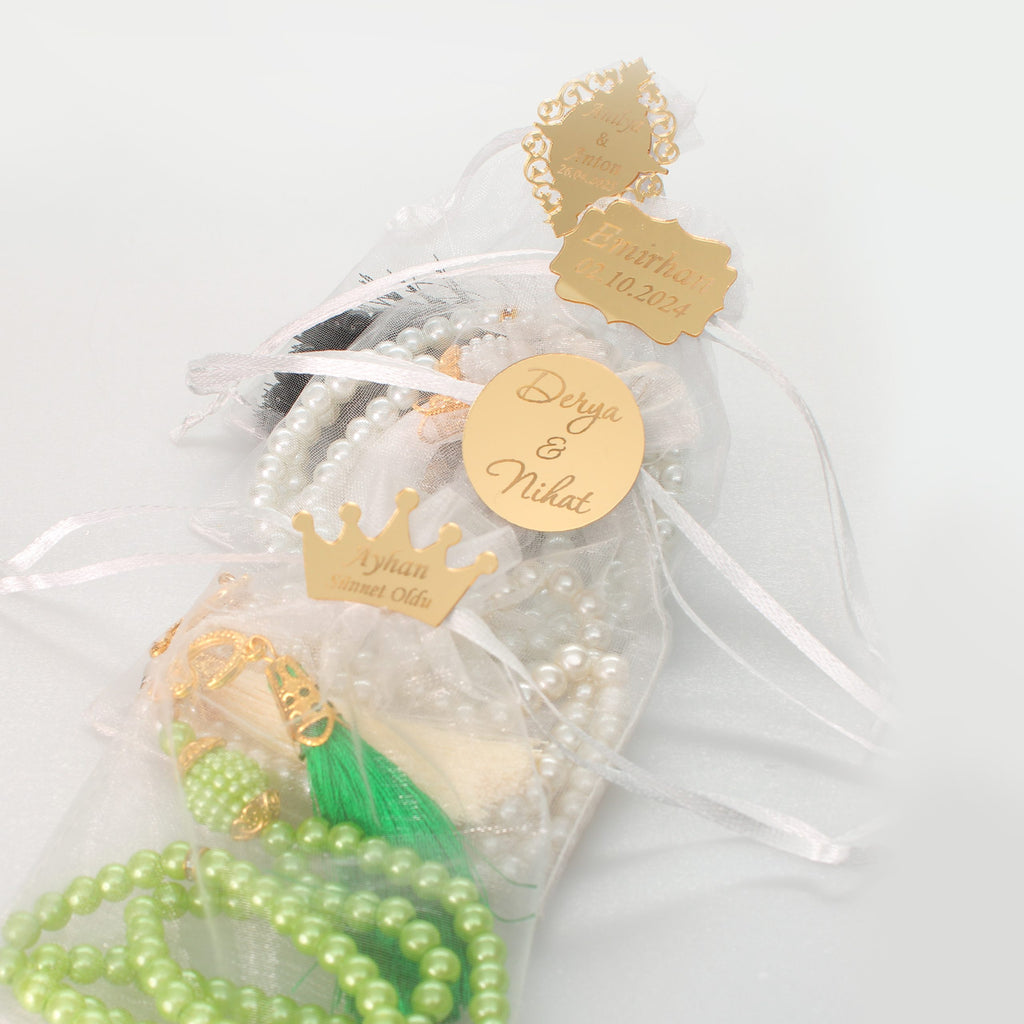 Personalisierte Perlen-Tasbih / Gebetskette im Mini-Organzasäckchen mit Gravur
