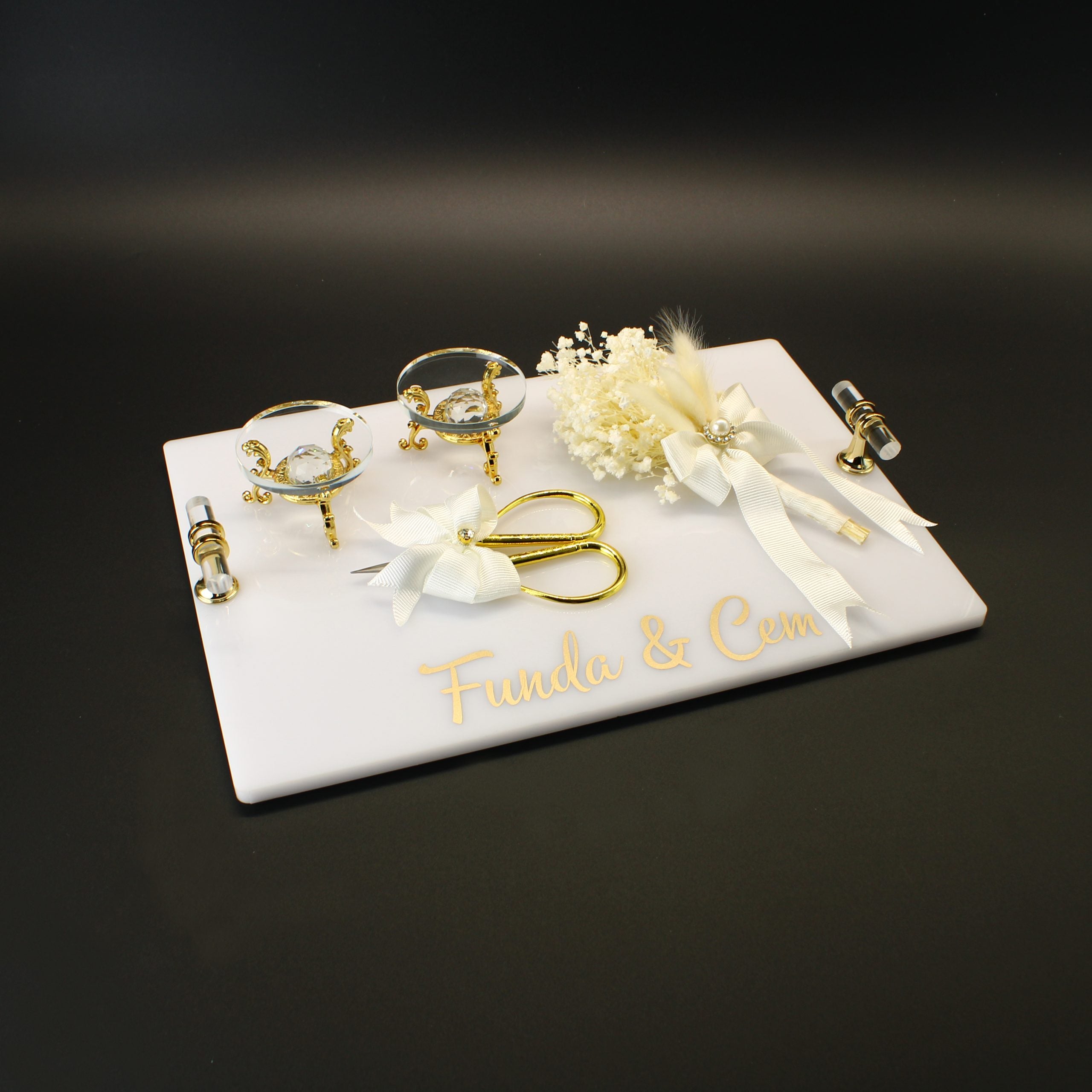 Verlobungstablett | Elegant Ringtablett mit Ringhalter, Schere und Blumendekor | Personalisierbar | eckiges Acryl