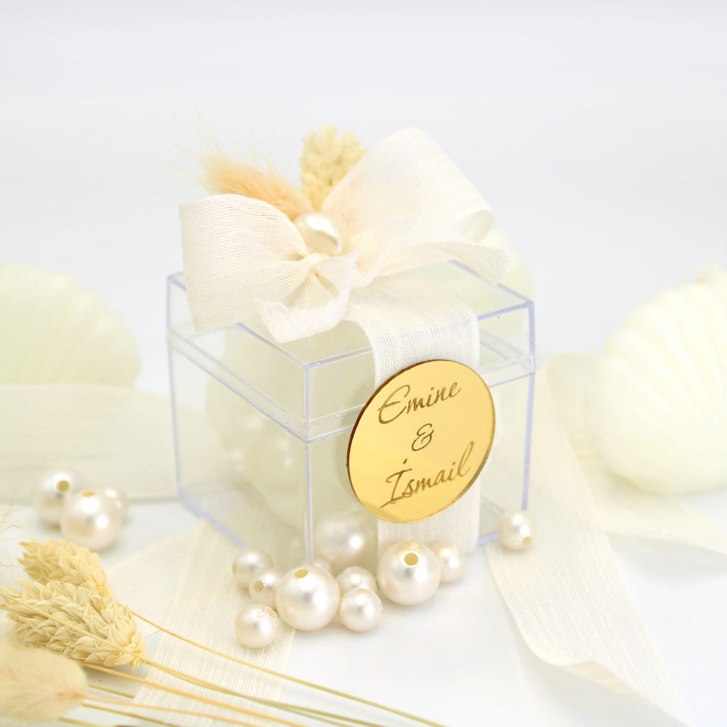 Gastgeschenk | Personalisierbare Muschelkerze mit Perlen & Leinenband – Hochzeit, Verlobung, Babyshower & besondere Anlässe