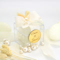 Gastgeschenk | Personalisierbare Muschelkerze mit Perlen & Leinenband – Hochzeit, Verlobung, Babyshower & besondere Anlässe