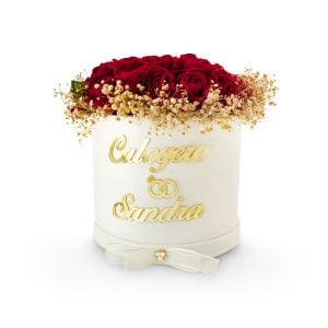 İsteme Çiçeği – Personalisierbare Rosenbox mit 30 Rosen im luxuriösen Zylinder